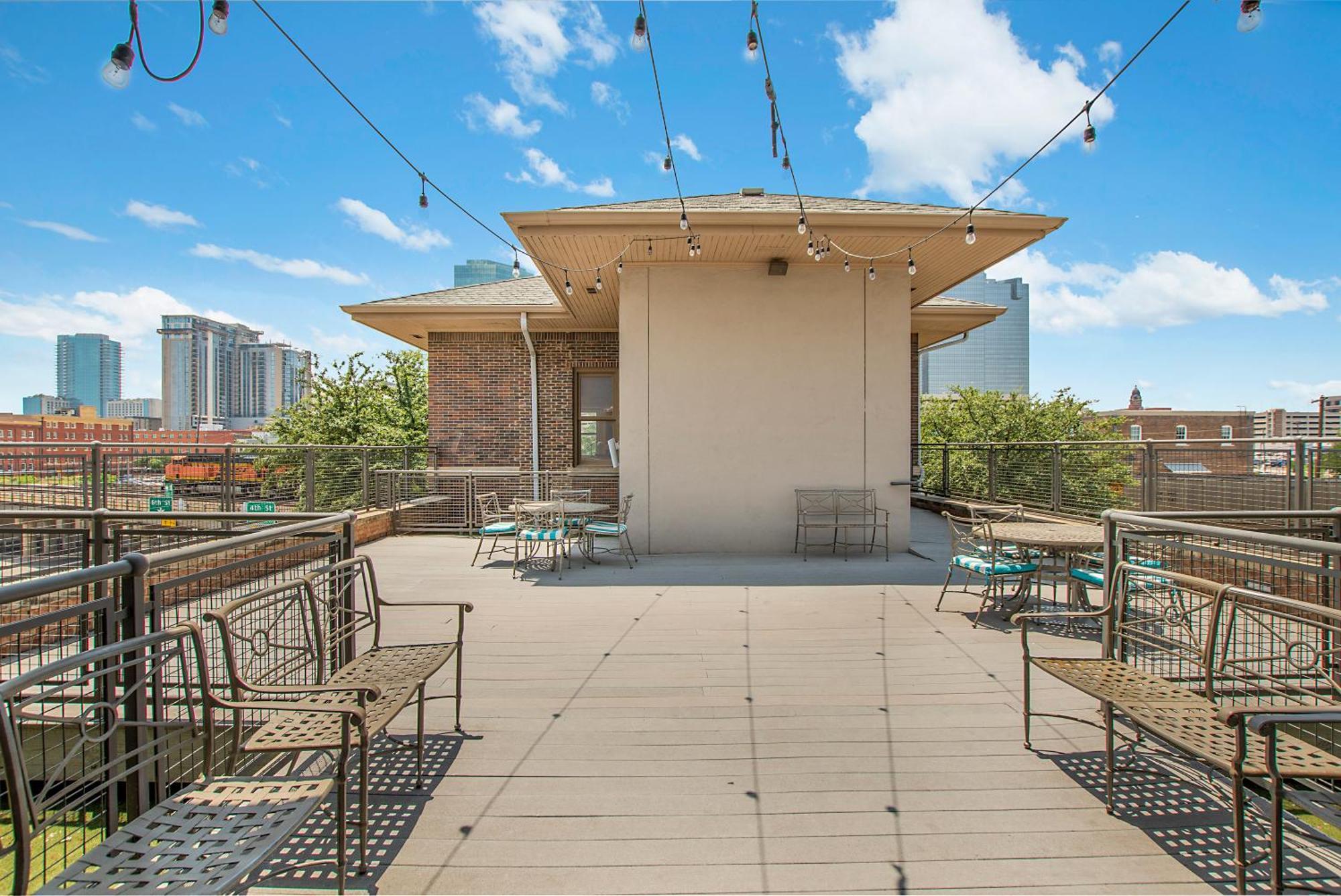 Cowboy Live, Laugh, & Loft Fort Worth 2 Bedroom Loft Downtown Esterno foto